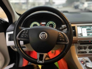 <span class=keywords><strong>รถ</strong></span>ยนต์มือสอง Jaguar <span class=keywords><strong>XF</strong></span> ปี 2013 รุ่น 2.0T Automatic Elegance Edition สำหรับขายส่ง <span class=keywords><strong>รถ</strong></span>ซีดานจากตั<span class=keywords><strong>ว</strong></span>แทนจำหน่าย พร้อมส่งออก - Product Image 4