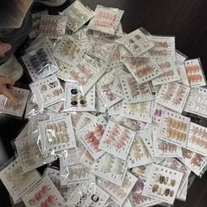 <span class=keywords><strong>Uñas</strong></span> Postizas de Lujo al por Mayor, Hechas a Mano, Diseño Aleatorio, Tamaño Corto, Mediano y Largo, 10 Piezas, Estilo Francés, Almendradas, Stiletto, 3D - Product Image 2