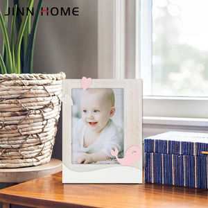 Cadre photo bébé rose adorable avec baleine et cœur 4x6 - Décoration de chambre d'enfant, cadeau, finition blanchie avec accents baleine rose et cœur - Product Image 6