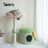 Arbre à chat en forme de grenouille avec condo, poteau à gratter en sisal, tour d'escalade pour chat en jacquard à carreaux avec jouet suspendu pour chats d'intérieur