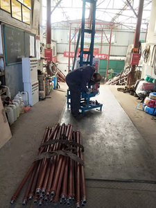 물 우물 드릴 장비 200m 300m 400m 드릴 장비 유압 회전 디젤 시추공 휴대용 크롤러 물 우물 드릴링 장비 - Product Image 4