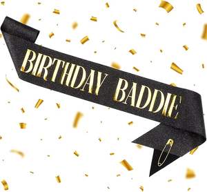 Écharpe d'anniversaire noire à paillettes et feuille d'or avec épingle pour fournitures et décorations de fête - Product Image 1