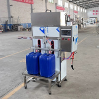 Machine de remplissage de bouteilles d'eau à quatre têtes Remplisseur de seau automatique personnalisé 500 ML 20 L Structure en acier inoxydable d'équipement