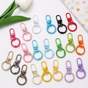 พวงกุญแจโลหะผสมสังกะสีสีมาการอง พร้อมห่วงสปริง อุปกรณ์ตกแต่งกระเป๋า สไตล์สดใสหวานๆ DIY - Product Image 1