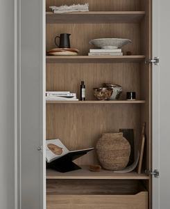 Buffet de salle à manger moderne en bois avec four encastré et tiroirs, armoire haute sur mesure pour petits espaces - Product Image 3