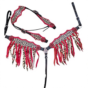 Ensemble de sellerie western haut de gamme en cuir naturel souple, motif guépard rouge, avec têtière et collier de poitrine, logo personnalisé, design personnalisable - Product Image 1