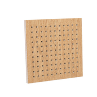 Panneaux muraux composites perforés en fibre de bois acoustique insonorisants, ignifuges, style moderne de Dubaï, pour la vente en gros