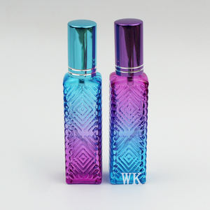 Bouteille de parfum en verre de pulvérisation colorée dégradé rectangle rechargeable avec bouteille de parfum pulvérisateur à pompe en or <span class=keywords><strong>rose</strong></span> - Product Image 3