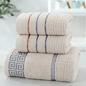 High Quality absorbent face, Hotel Towel White Comfortable 100 percent Cotton Bath Towel yarn dyed Jacquard hand Towel Set/