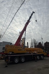 Grue d'occasion STC800H 80 tonnes Shanghai STC SAC, bon état, prix bas, 3500h de travail, nouveau style. - Product Image 5