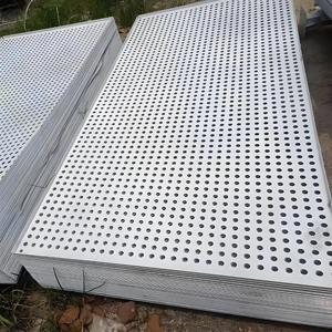 Paneles de malla metálica perforados expandidos doblados y cortados personalizados Rejillas de altavoz perforadas de <span class=keywords><strong>acero</strong></span> inoxidable/galvanizado - Product Image 2