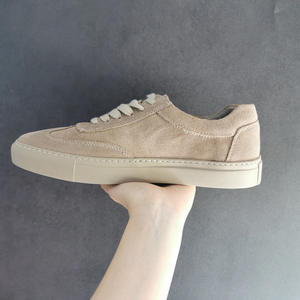 Zapatillas Retro de Gamuza OEM, Estilo Casual, Personalizadas con Etiqueta Privada, Zapatos de Gamuza de Vaca para Skateboarding para Hombre - Product Image 1