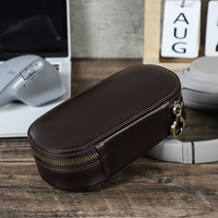 Organisateur de pochette technique de voyage en cuir à l'huile pleine fleur à la main pour câbles et adaptateurs avec anneau en métal essentiel de voyage