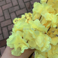 L-361 Bunga Sakura Jepang Berkualitas Tinggi Warna Kuning Kustom untuk Pernikahan, Cabang Bunga Sakura Artifisial untuk Pohon