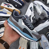 Vente en gros en vrac de baskets pour hommes tendance 2022, chaussures de sport décontractées respirantes de haute qualité pour hommes