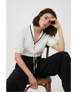 Blusa Elegante de Moda para Mujer, Blanca, con Mangas Abullonadas y Lazo Delantero, Suave, Ligera, Transpirable, Estilo Retro Chic, Casual, para el Verano - Product Image 4