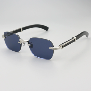 Eleganti <span class=keywords><strong>occhiali</strong></span> <span class=keywords><strong>da</strong></span> <span class=keywords><strong>sole</strong></span> senza cornice Trendy e versatili con protezione UV leggero - Product Image 4