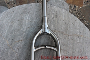 <span class=keywords><strong>Fourche</strong></span> de vélo <span class=keywords><strong>cyclocross</strong></span> en titane, modèle, avec tube de direction conique - Product Image 2