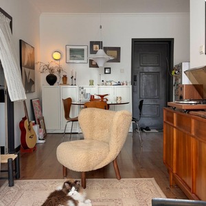 Poltrona Moderna Stile Little <span class=keywords><strong>Petra</strong></span> in Shearling, con Schienale Curvo e Imbottito, Comoda e Imbottita, con Gambe in Legno Massello, per Casa e Ufficio - Product Image 4