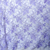 Accessoires en dentelle florale violette hydrosoluble, tissu brodé ajouré tridimensionnel, tissu en dentelle brodée lourde teinte en fil