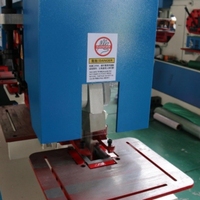 Machine de découpe, pliage et poinçonnage hydraulique multifonctionnelle de qualité industrielle pour le traitement des tôles d'acier et des profilés d'angle de haute performance