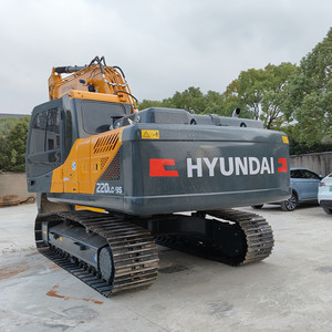 รถขุดตีนตะขาบ HYUNDAI 220LC-9S มือสอง พร้อมเครื่องยนต์ Cummins ปั๊มและลูกปืน-22 ตัน สภาพสมบูรณ์ - Product Image 1
