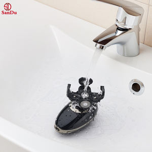 <span class=keywords><strong>Afeitadora</strong></span> 5 en 1 <span class=keywords><strong>de</strong></span> <span class=keywords><strong>la</strong></span> <span class=keywords><strong>mejor</strong></span> calidad para hombres, <span class=keywords><strong>afeitadora</strong></span> rotativa impermeable eléctrica recargable para <span class=keywords><strong>Barba</strong></span>, para uso corporal maquinilla <span class=keywords><strong>de</strong></span> afeitar, aplicación <span class=keywords><strong>de</strong></span> Hotel - Product Image 6