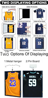 Cadre de présentation en bois rustique verrouillable pour maillot de sport, avec protection et cintre, pour maillot de football ou cadre photo - En stock