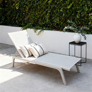 Chaise longue <span class=keywords><strong>de</strong></span> patio à cadre en aluminium antirouille HOMFUL Chaise longue <span class=keywords><strong>de</strong></span> piscine à dossier inclinable réglable en <span class=keywords><strong>blanc</strong></span> - Product Image 4