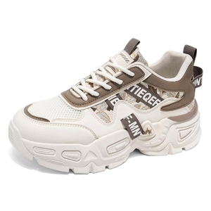 <span class=keywords><strong>Sneakers</strong></span> da <span class=keywords><strong>uomo</strong></span> bianche con <span class=keywords><strong>suola</strong></span> spessa, inserti in rete nera e design stampato, scarpe alla moda stile papà per un look casual. - Product Image 6