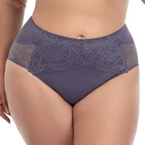 سراويل داخلية نسائية بخصر عالٍ من الدانتيل بمقاسات كبيرة - Product Image 3