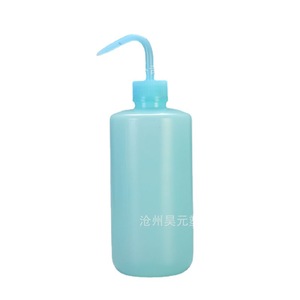 ผู้ผลิตตามสั่ง ขายส่งกระบอกฉีดน้ำต้นไม้ขนาด 250 มล. แบบบีบ สำหรับต้นไม้ขนาดเล็ก ขวดพลาสติกสำหรับต้นไม้ขนาดเล็ก - Product Image 1
