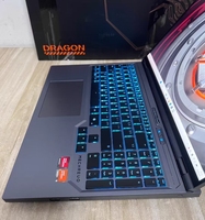 Laptop Gaming Mechrevo JIAOLONG Seri 16 Pro RTX5070 R9 7/8TH 16 Inci 2.5k