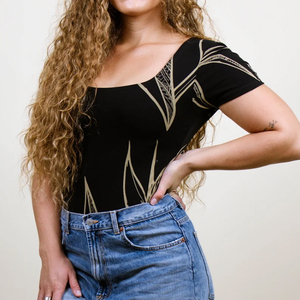 Manufacturer designs luxury square neck short-sleeved one-piece <b>bodysuits</b> custom <b>nylon</b> beach <b>bodysuits</b> - Product Image 4