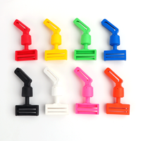 Clip de fixation rapide en plastique pour ceinture de football ou de rugby avec drapeau