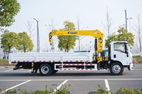 Camion-grue télescopique ISUZU 5 tonnes, sûr et stable, avec flèche hydraulique mobile droite, pompe Zoomlion, boîte de vitesses, roulement, moteur 4x2, haute performance