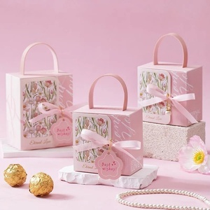 Scatole Ecologiche per Confetti Nuziali con Manici e Nastri, in Carta Speciale Riutilizzabile e Materiali Riciclati, Sicure per Alimenti - Product Image 1