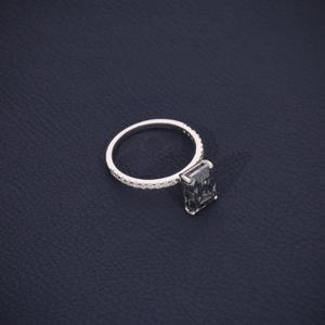 Bague de fiançailles solitaire RIZTA JEWELS en or blanc 14 carats, diamant de laboratoire CVD taille émeraude couleur D, 3 carats, luxe pour femme - Product Image 2