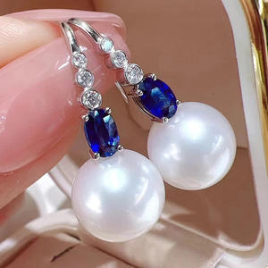Pendientes de perlas Tjabelle, plata 925, perlas cultivadas, zafiro azul, diamantes, joyería de lujo para boda para mujer - Product Image 3