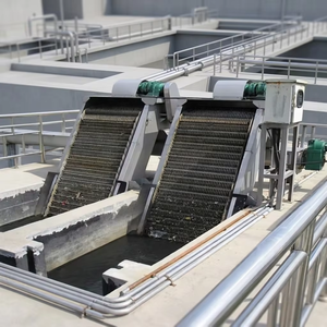 Grille mécanique de pré-<span class=keywords><strong>filtration</strong></span> pour eaux usées, interceptant les grosses impuretés et les débris, pour le drainage et la prévention des blocages - Product Image 1