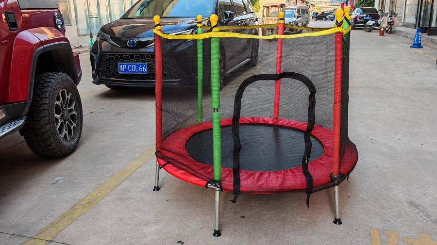 Trampoline rond de 1,4 m pour usage domestique