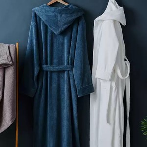 Custom Luxury 100% Cotton Terry Sleepwear Bathrobe Unisex Comfortable And Warm Hooded Bathrobes For Hotel Woven Robe Simple