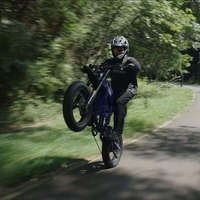 HEZZO D5 Trottinette à deux roues 60V 2000W Batterie au lithium étanche Mobilité électrique tout-terrain pour adultes Contrôle par application 70 km/h Max