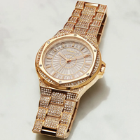 Montre à quartz pour femme MKOriginals avec logo personnalisé, boîtier irrégulier entièrement serti de cristaux, montre-bracelet pour femme, vente en gros, MOQ usine