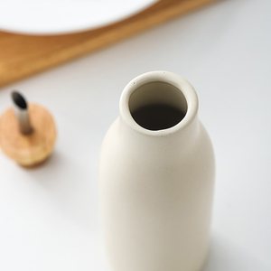 Distributeur d'épices en céramique moderne avec couvercle, taille et forme personnalisables, sans danger <span class=keywords><strong>pour</strong></span> les aliments, pouvant être chauffé à la vapeur <span class=keywords><strong>pour</strong></span> un usage domestique - Product Image 5