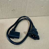 Câble d'alimentation IEC C14 mâle à angle droit vers C13 femelle pour serveur et équipement UPS