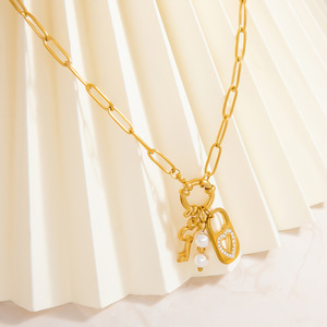 Collar de cadena chapado en oro con colgante de candado en forma de corazón para mujer, joyería de moda, cadena para clavícula con baño de oro de 18K - Product Image 3