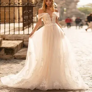 Tulle एक लाइन शादी की पोशाक सेक्सी वी गर्दन बंद कंधे Appliqued सुरुचिपूर्ण लांग भ्रम जिपर 2021 ब्राइडल गाउन