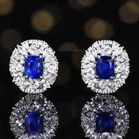 Boucles d'oreilles en saphir bleu royal de 3,26 ct, taille ovale, provenant de Madagascar, monture en or 18 carats ornée de 80 accents de saphirs blancs étincelants