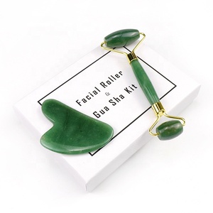 Outil de massage Gua Sha personnalisé avec logo, rouleau facial en pierre, ensemble de masseur facial Guasha, rouleau en pierre de jade naturelle - Product Image 3